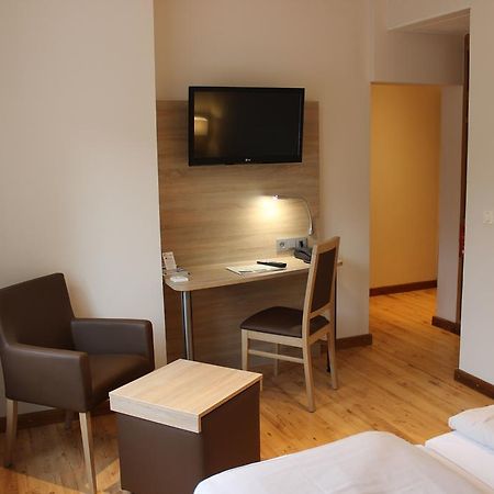 Hotel Dreimaedelhaus Espelkamp-Mittwald Extérieur photo