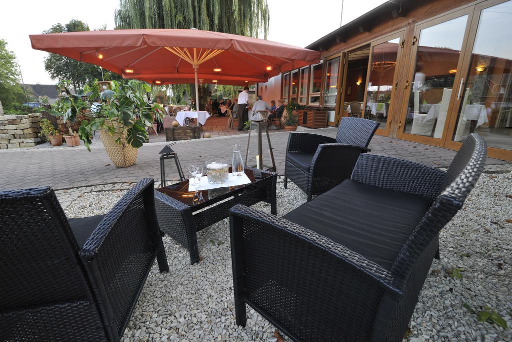 Hotel Dreimaedelhaus Espelkamp-Mittwald Extérieur photo